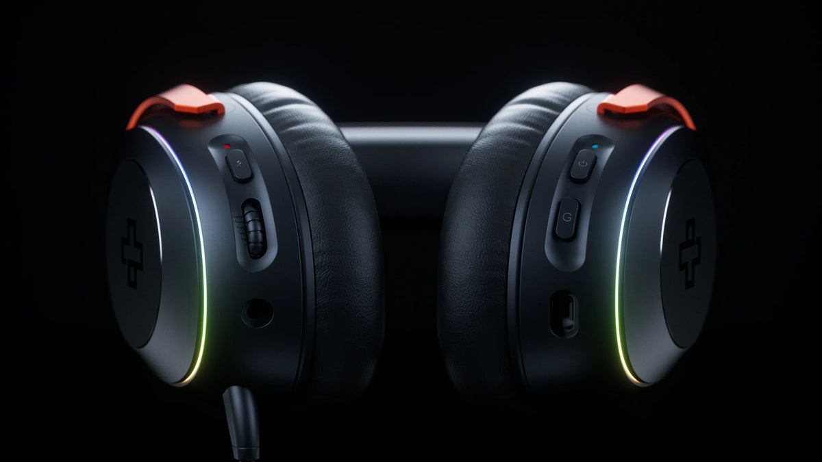 QwertyKey Pulse vezeték nélküli gamer headset, háromféle csatlakozás, RGB, szoftver, mikrofon AI zajszűréssel