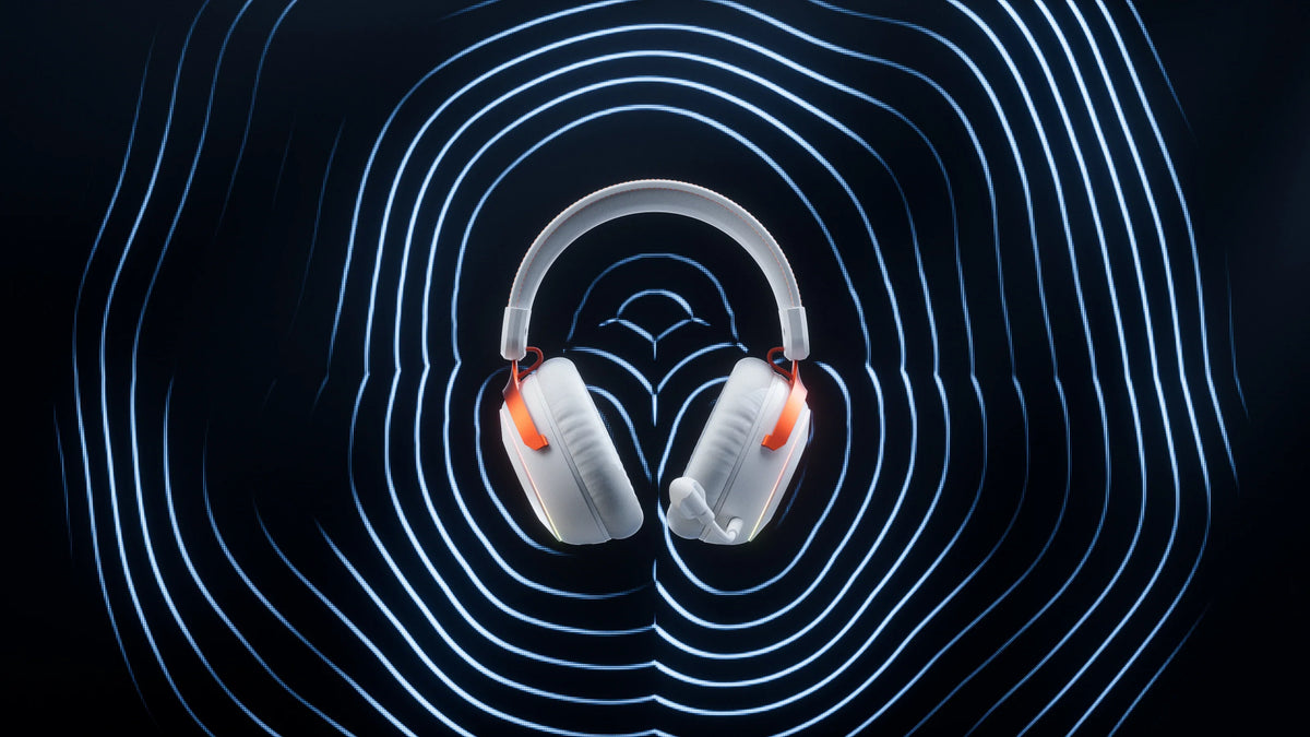QwertyKey Pulse White vezeték nélküli gamer headset, háromféle csatlakozás, RGB, szoftver, mikrofon AI zajszűréssel