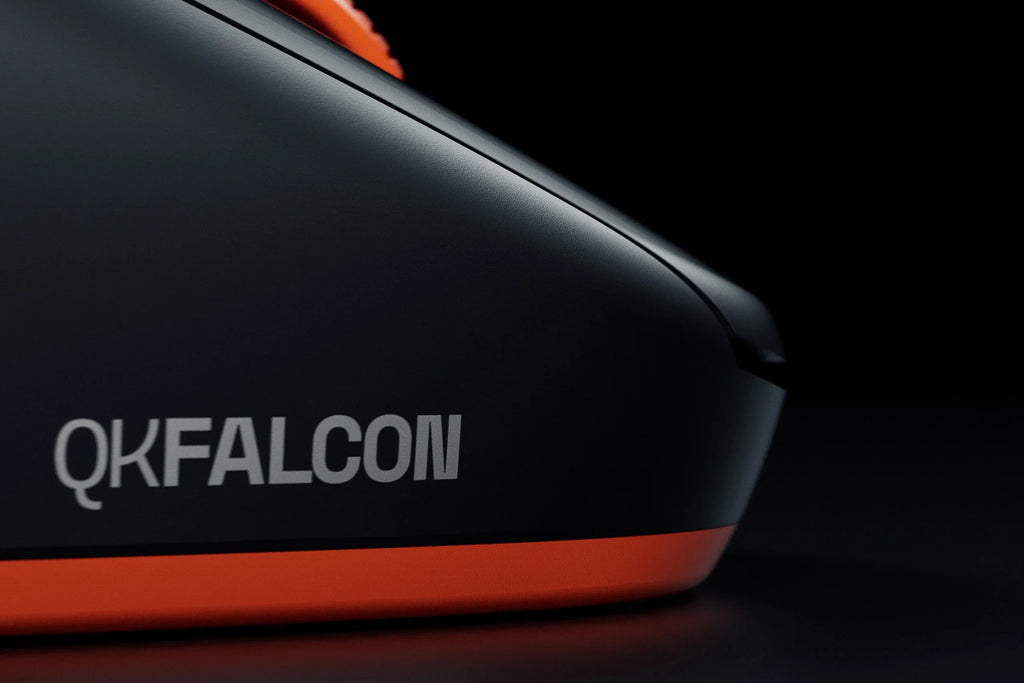 QwertyKey Falcon Black 8K vezeték nélküli gamer egér, 30 000 DPI, háromféle csatlakozás, Bluetooth, PixArt 3950