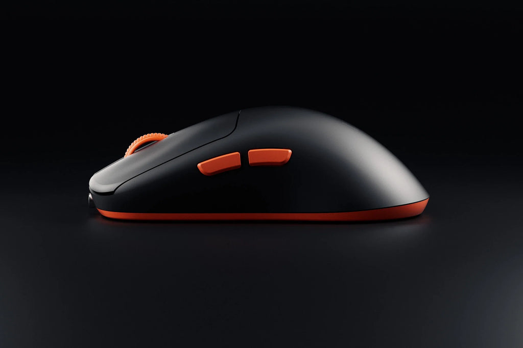 QwertyKey Falcon Black 8K vezeték nélküli gamer egér, 30 000 DPI, háromféle csatlakozás, Bluetooth, PixArt 3950