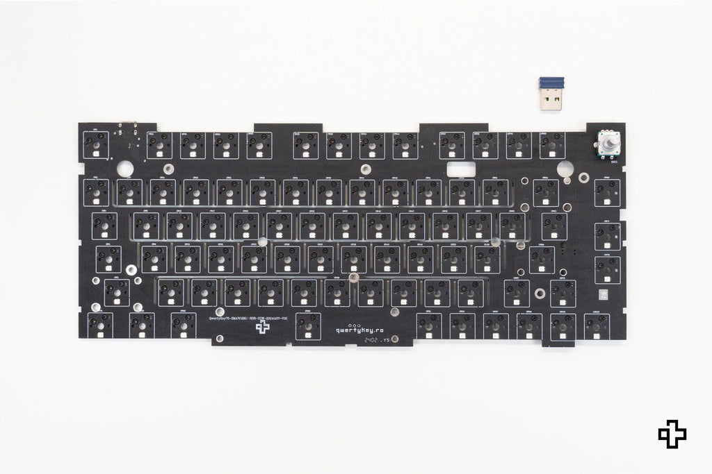 QwertyKey75 PCB, VIA szoftverrel