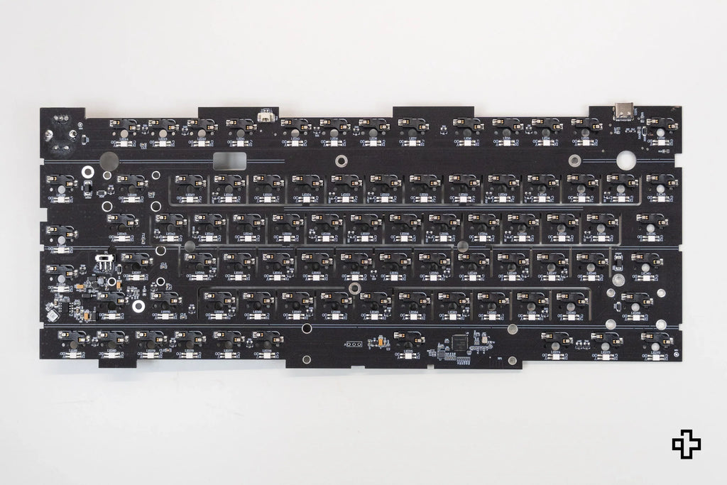 QwertyKey75 PCB, VIA szoftverrel