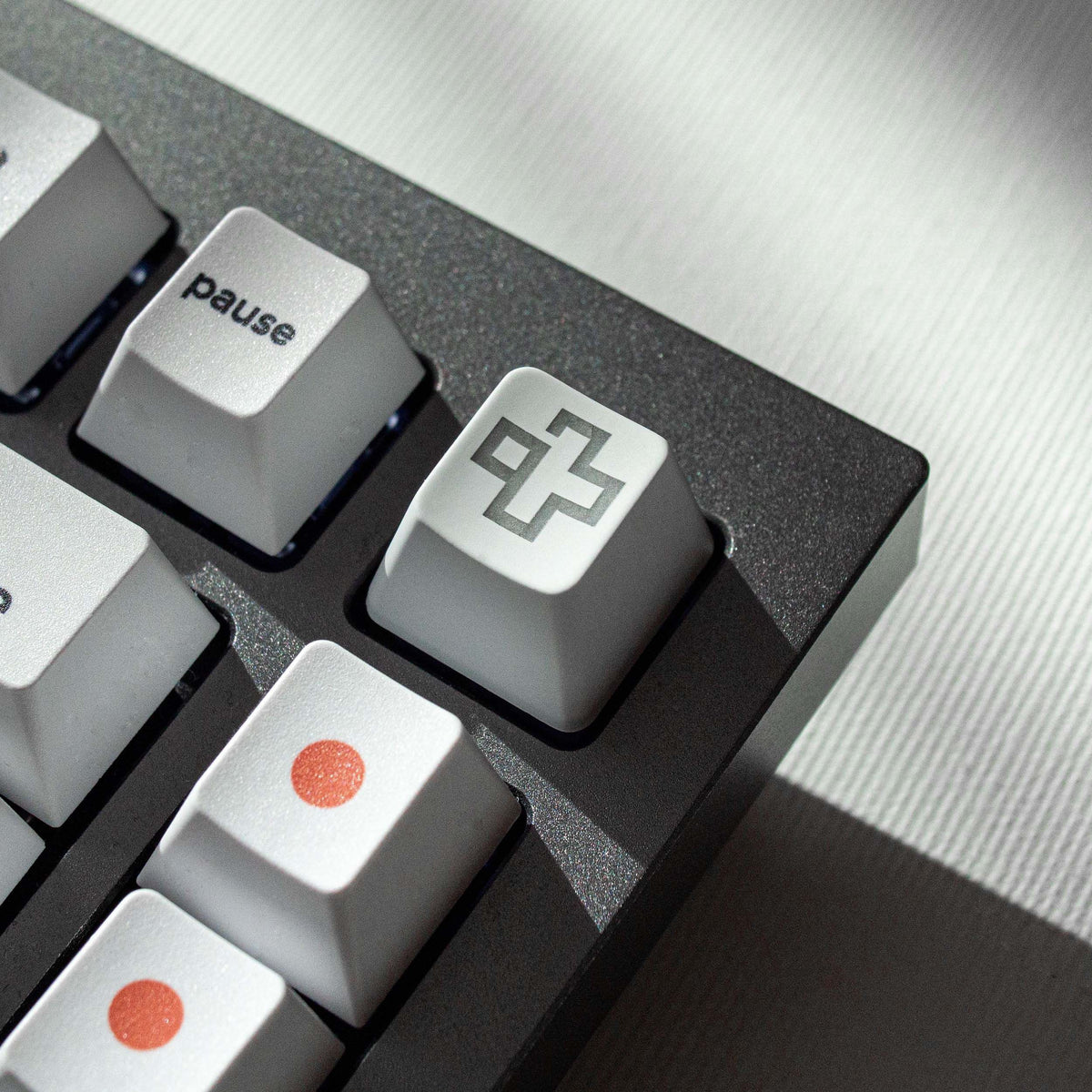 QwertyKey áttetsző keycap