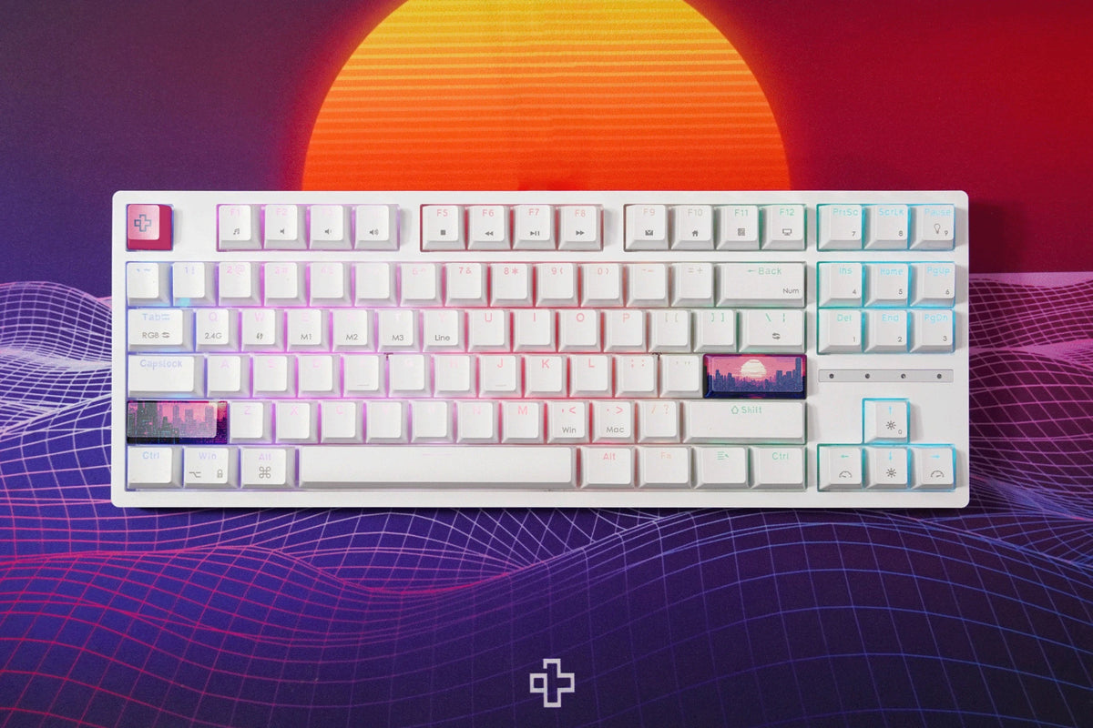 QwertyKey H87 White – vezeték nélküli mechanikus gamer billentyűzet, hot-swap, Full RGB