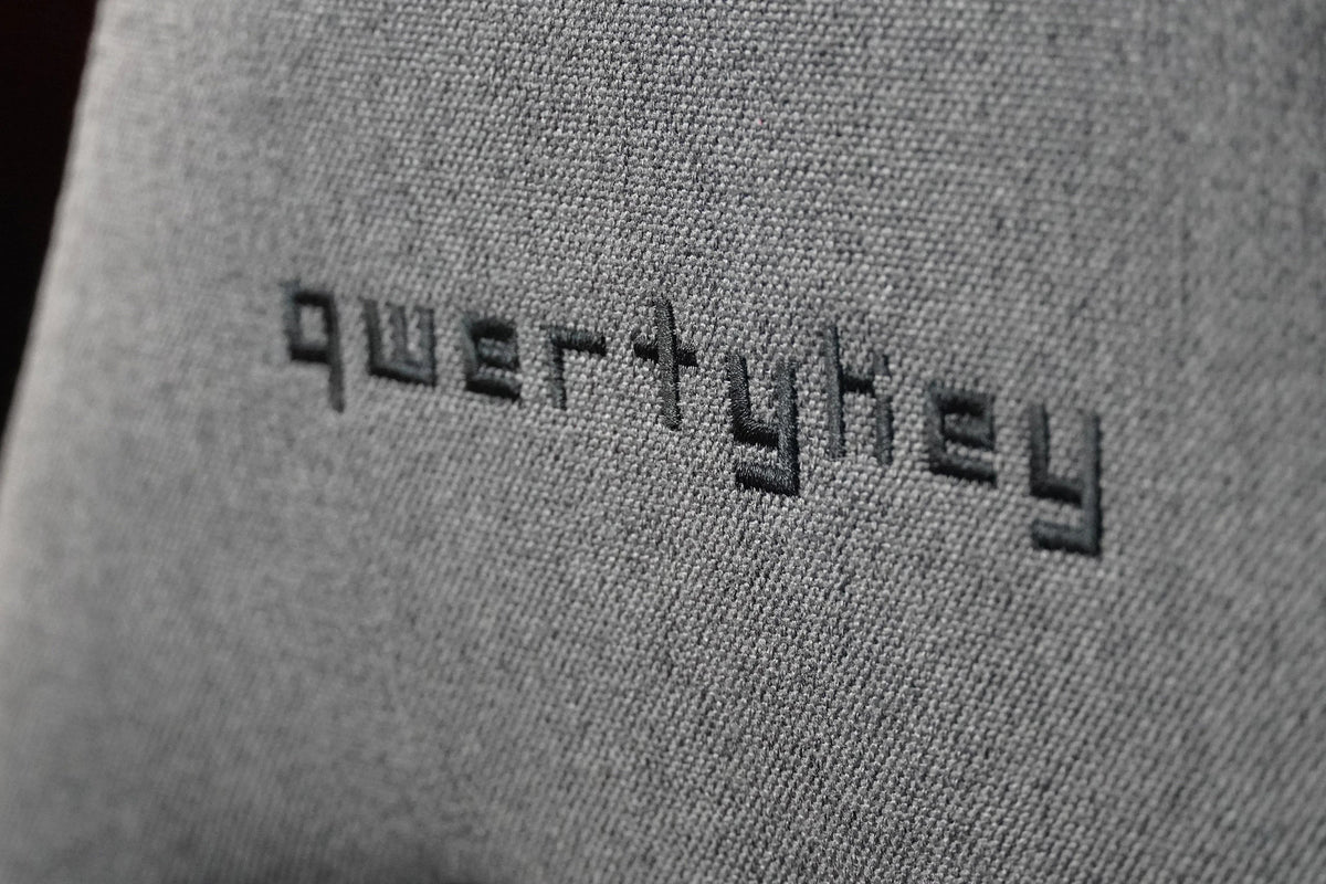 QwertyKey – QK/ALT szürke gamer szék