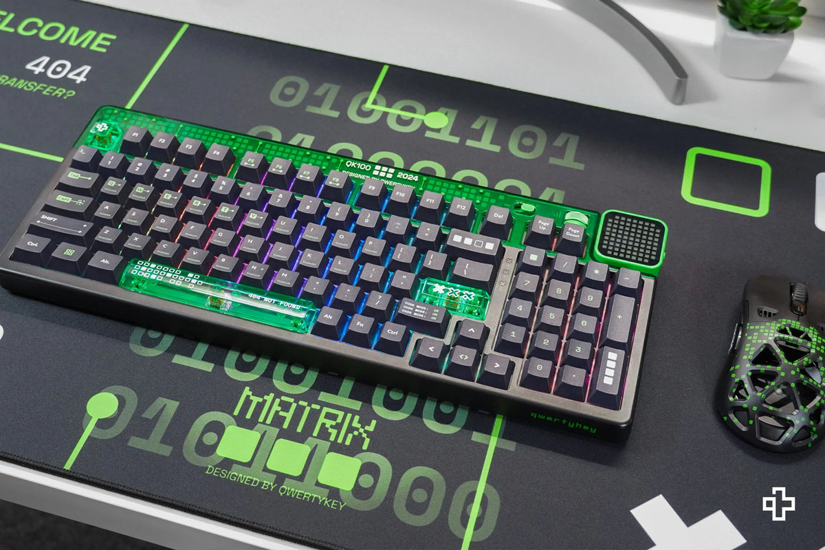 QwertyKey Matrix gamer asztali egérpad, vízálló, varrott szélek, 4 mm, csúszásmentes gumitalp