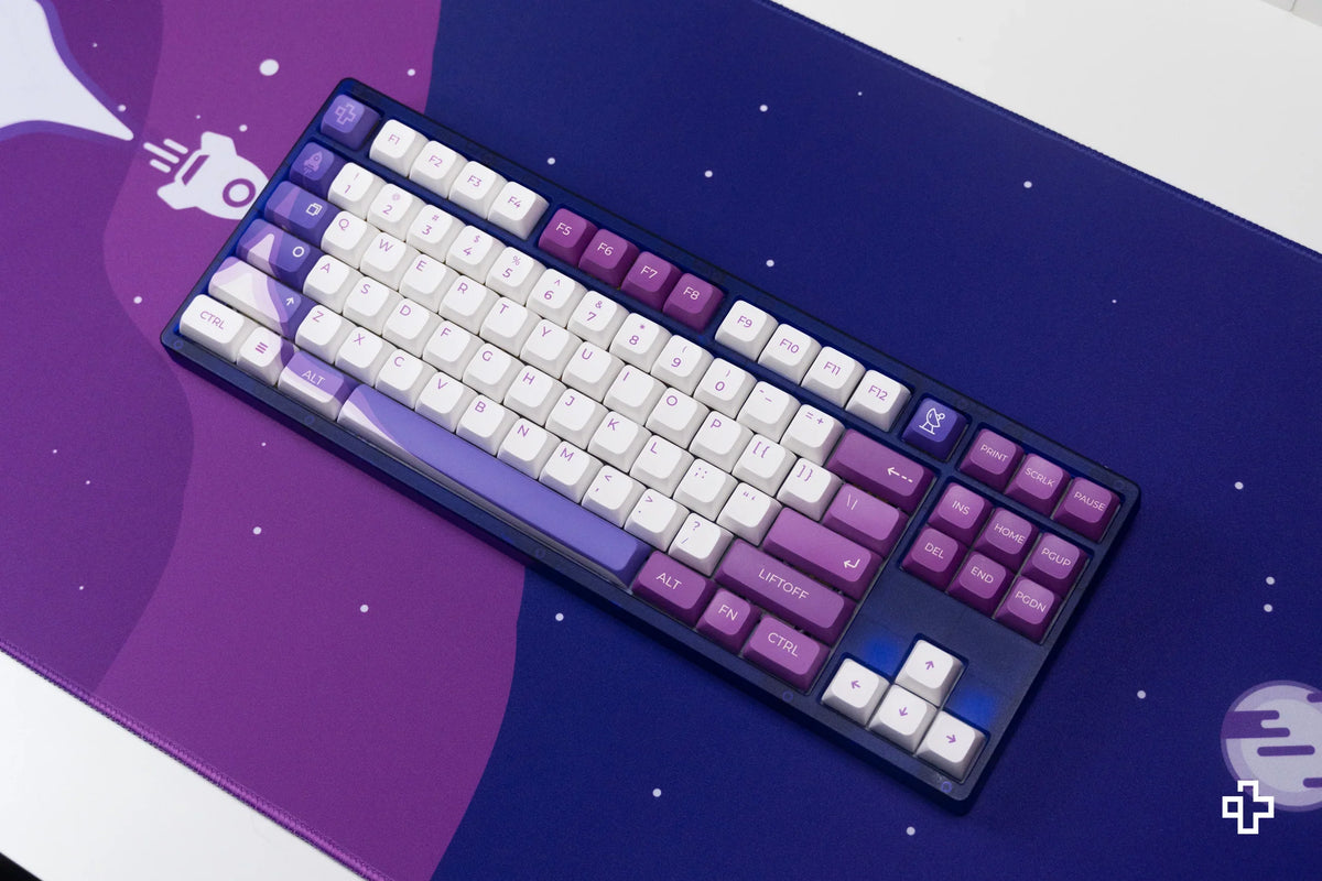 QwertyKey LiftOff XDA profilú PBT keycap szett