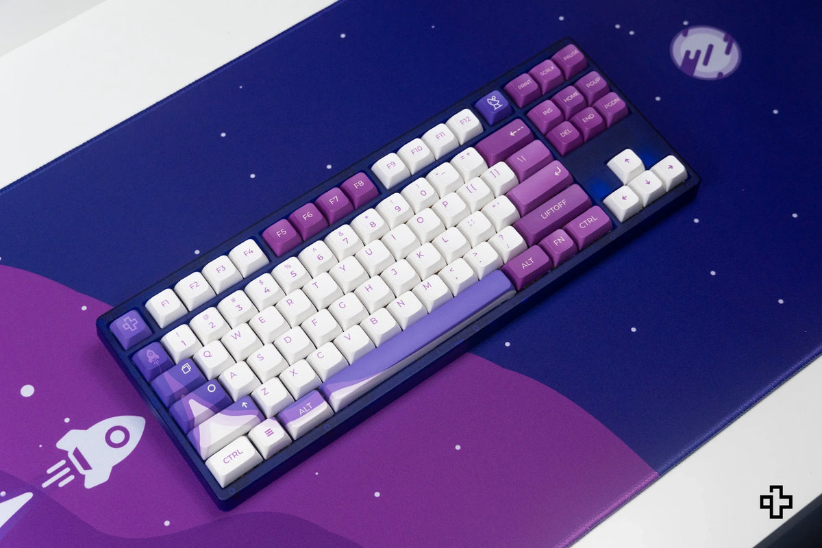 QwertyKey LiftOff XDA profilú PBT keycap szett