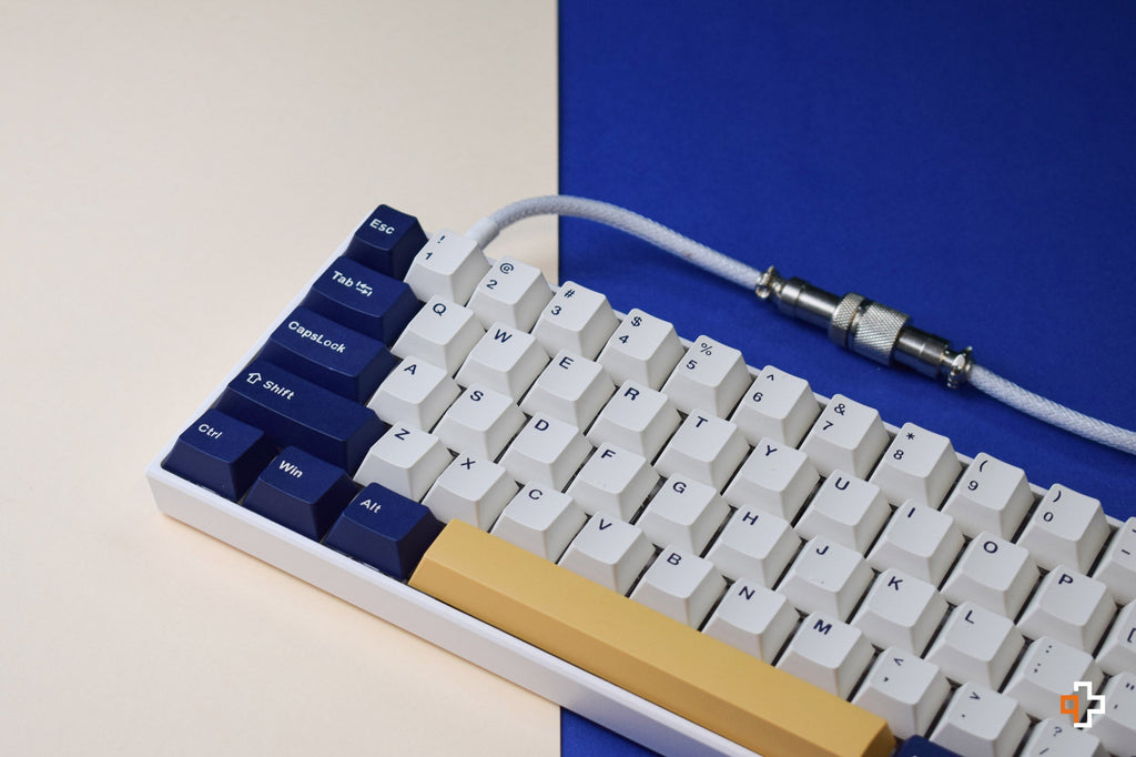 QWERTY Submarine Cherry profilú PBT double-shot keycap szett