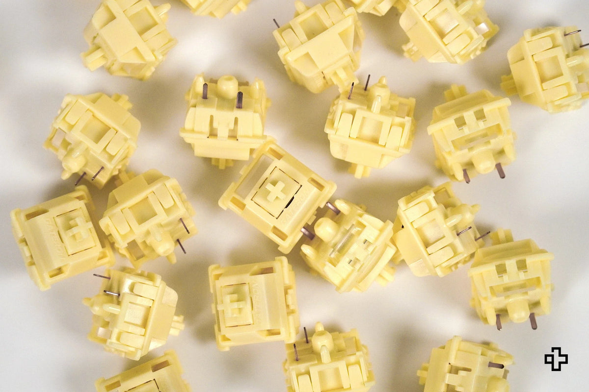 Gateron Banana Smoothie – nehéz taktilis mechanikus switch